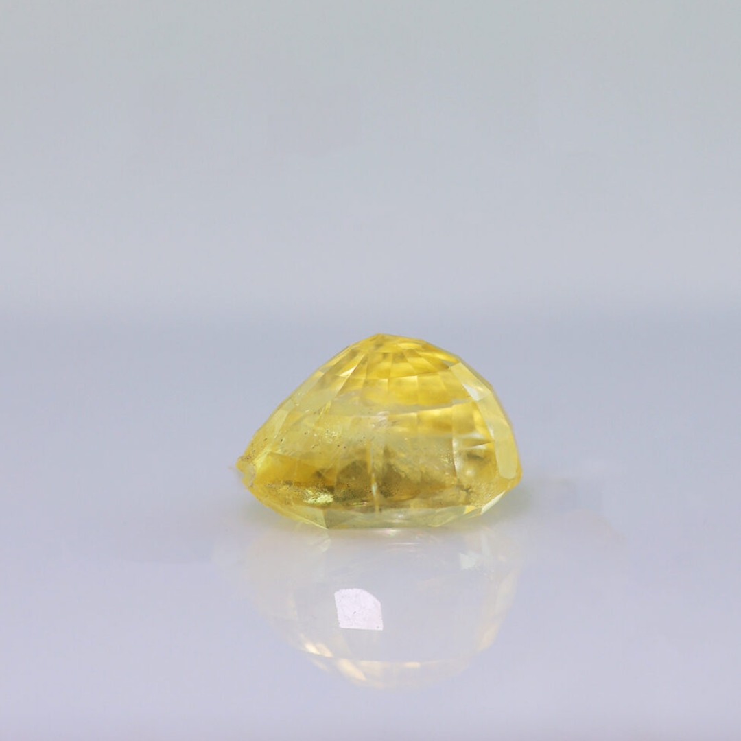 NATURAL YELLOW SAPPHIRE – 5.17CT